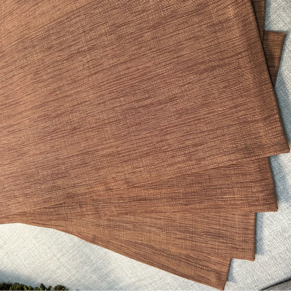 CRATE & BARREL 4-pcs Heavyweight Brown Textured Placemats #1125258A